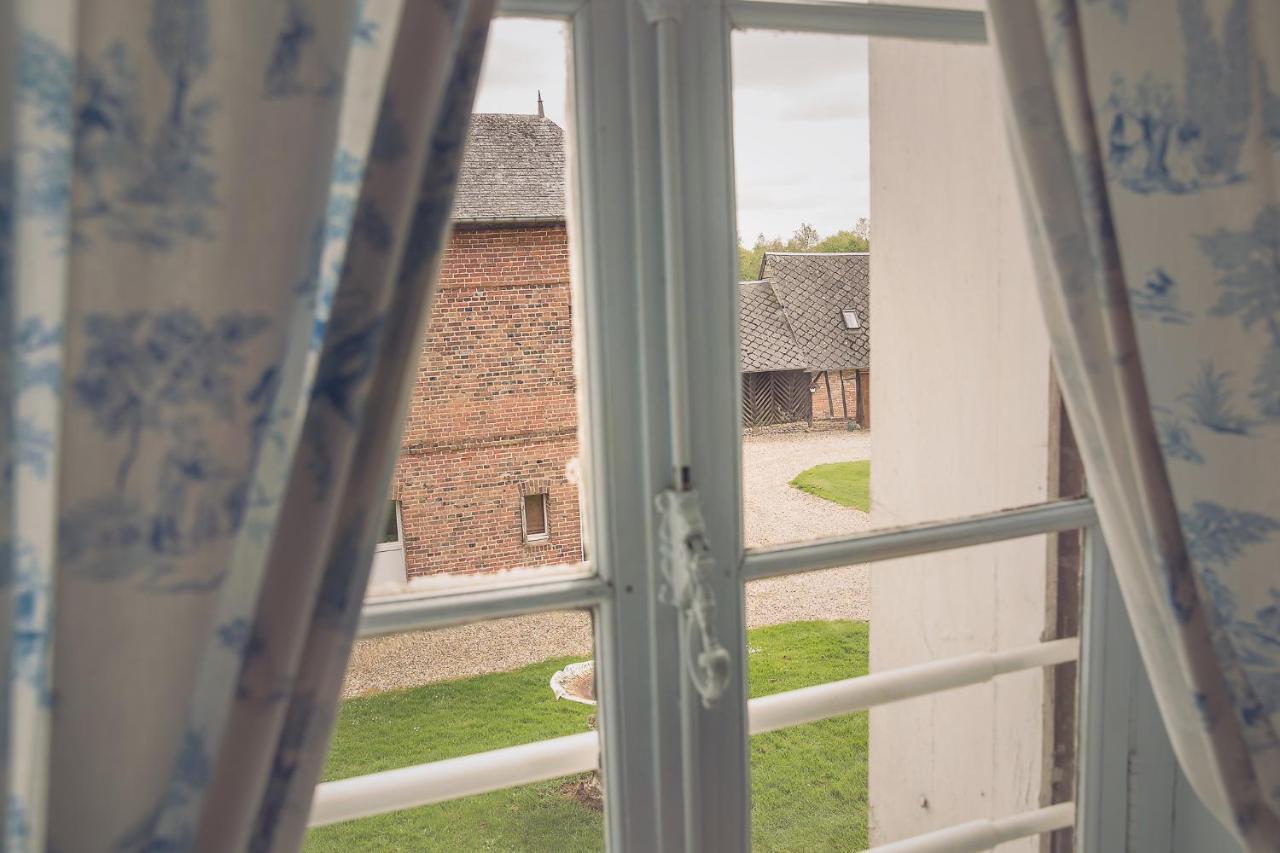 Chateau De Grosfy Bed & Breakfast